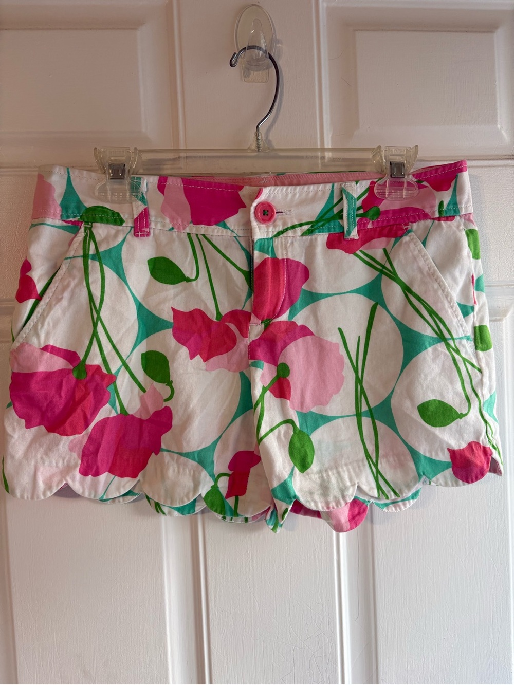 Lilly Pulitzer Pink & Green Floral Scallop Hem Shorts